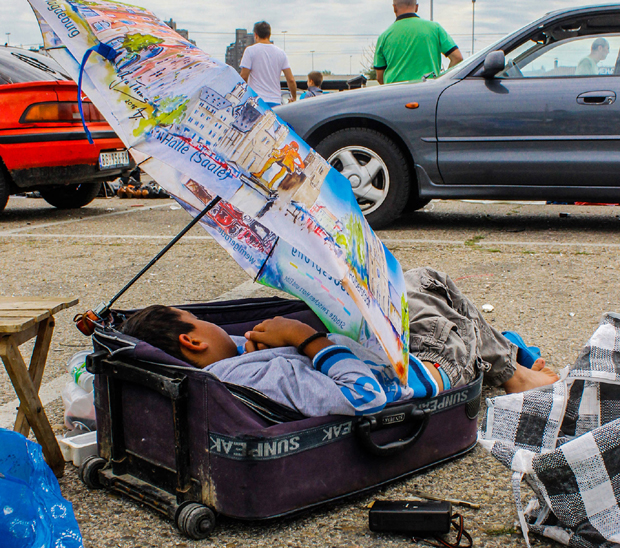 Објективом бележи истину и реалност: Необичан хоби машинског инжењера Александра (33) запосленог у ваљевском Крушику
